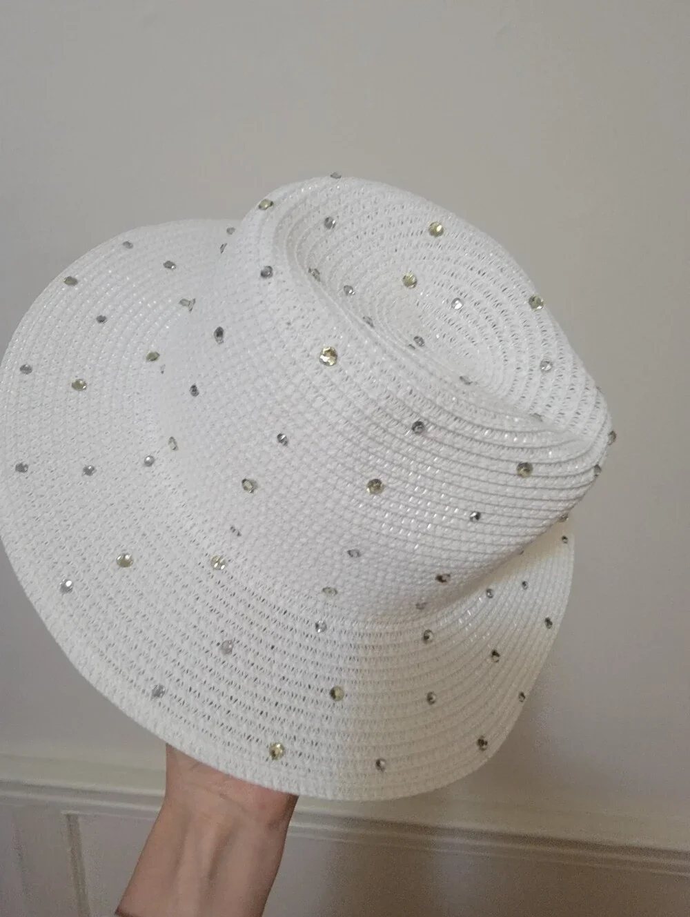 White Crystal-Embellished Straw Fedora Hat - Women